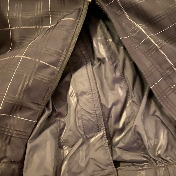 Women’s ski pants- Medium~Mountain Hardware - Picture 5 of 6